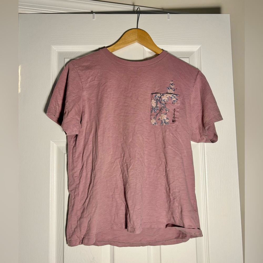 Purple cropped shirt - pocket flowers